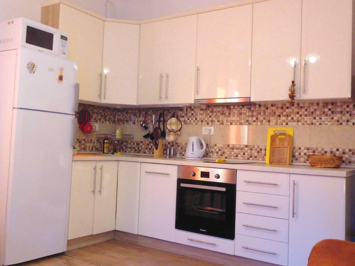 Apartments Sunrise Тиват Экстерьер фото